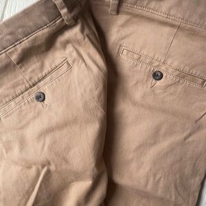 Men’s Dress Pants 40W 29L Amazon Esssentials khakis